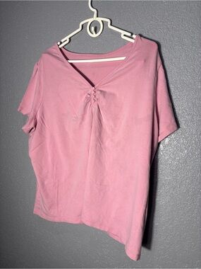 Women’s Pink V-Neck Short Sleeve Top